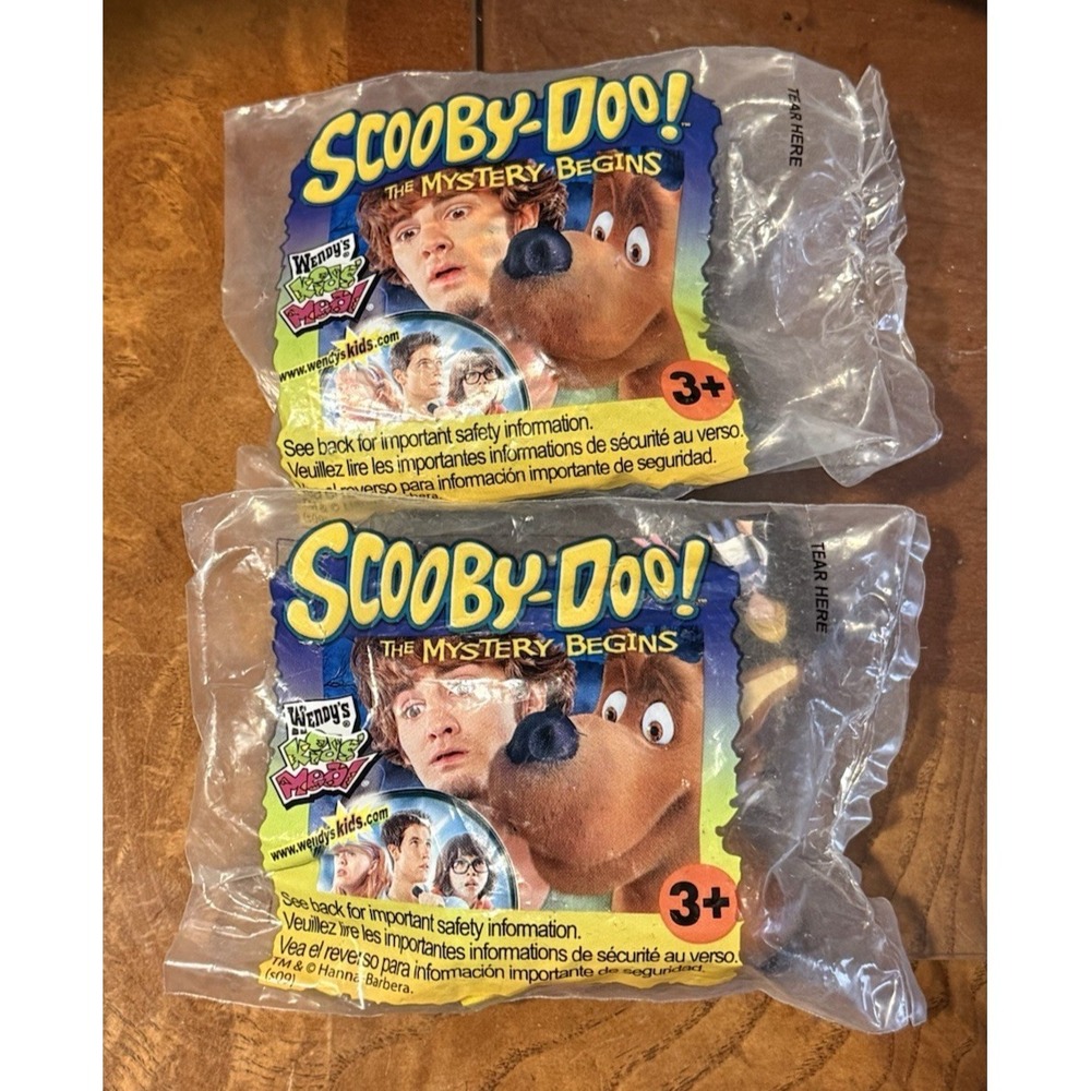 SCOOBY DOO THE MYSTERY BEGINS WENDY'S KIDS MEAL TOY -  CHATTERING TEETH LOT OF 2